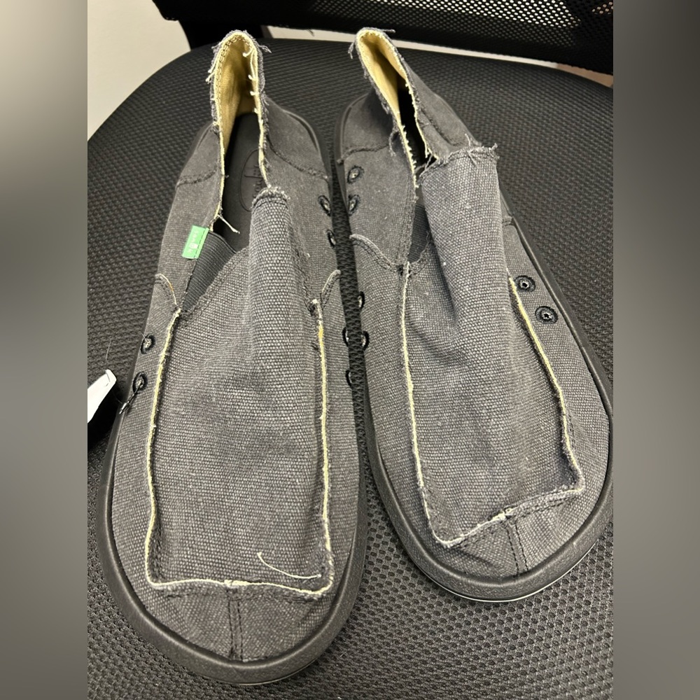 Sanuk Mens Slip Ons